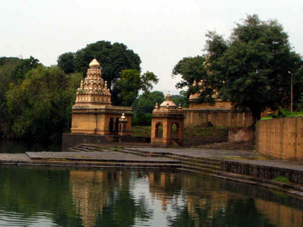 नाना फडणवीस वाडा