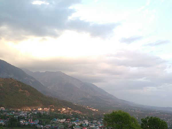 पहला दिन : दिल्ली से धर्मशाला