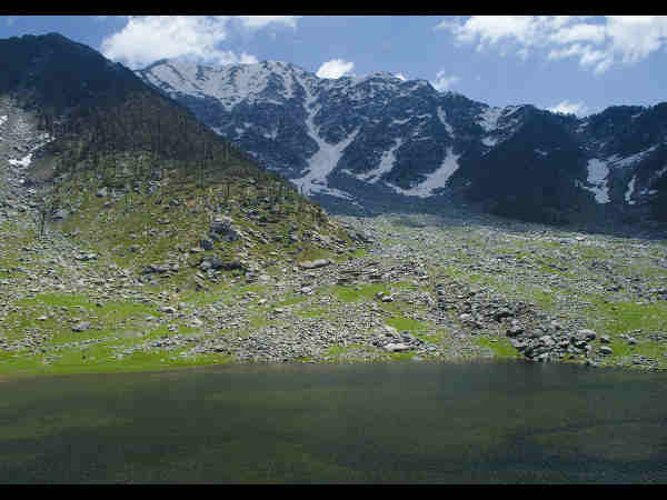 ट्रेकिंग के दौरान जरूरी चीजे