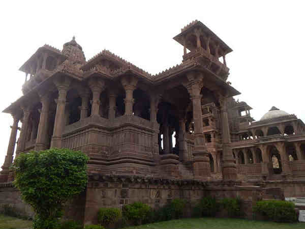 मंडोर गार्डन