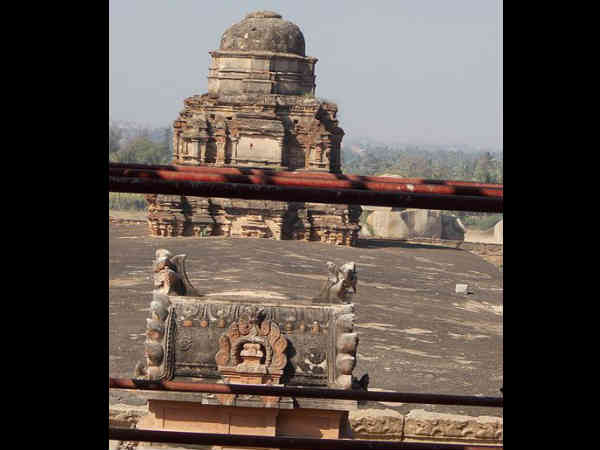 हम्पी के स्मारकों का समूह
