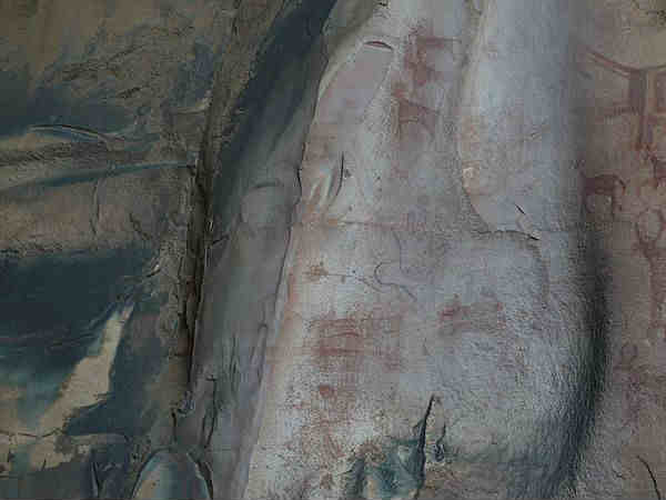 भीमबटेका की गुफाएं