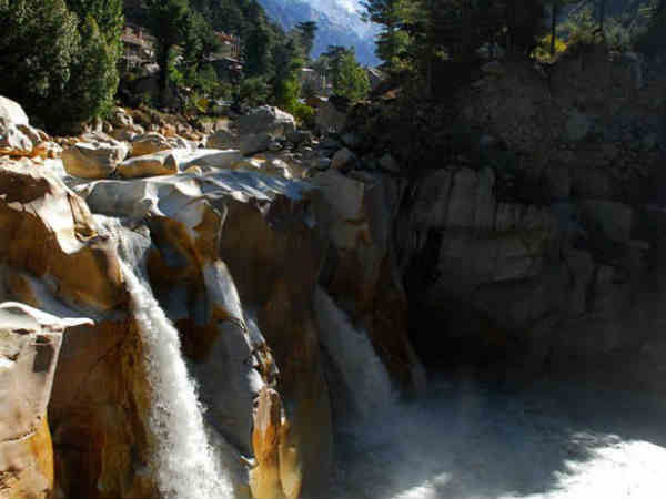 अम्बिकापुर गर्म कुंड