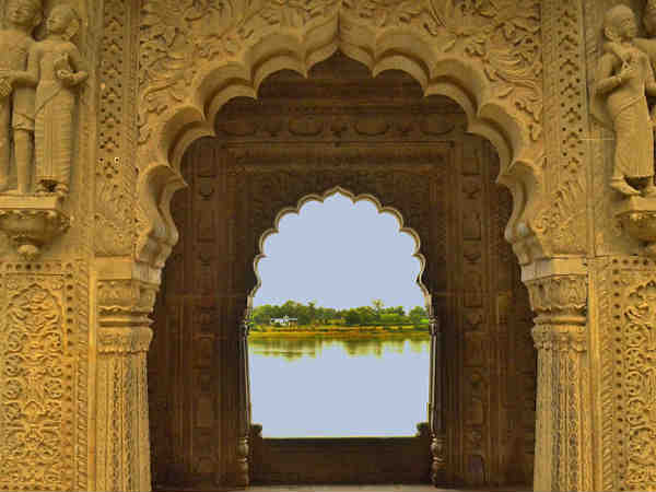 महेश्वर