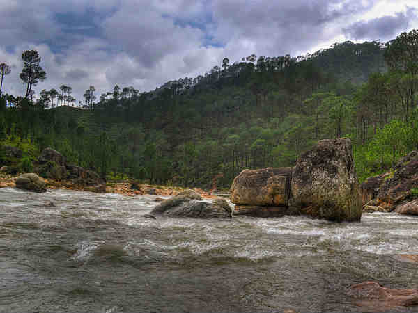अल्मोड़ा कैसे जाएँ