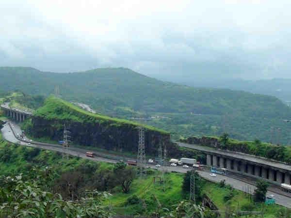 मुंबई-पुणे