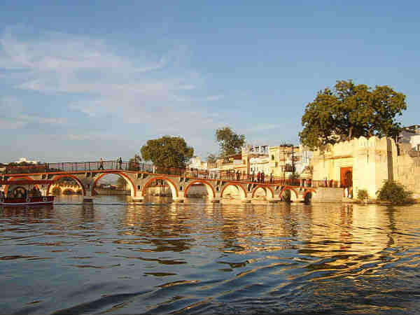 व्हाइट सिटी-उदयपुर