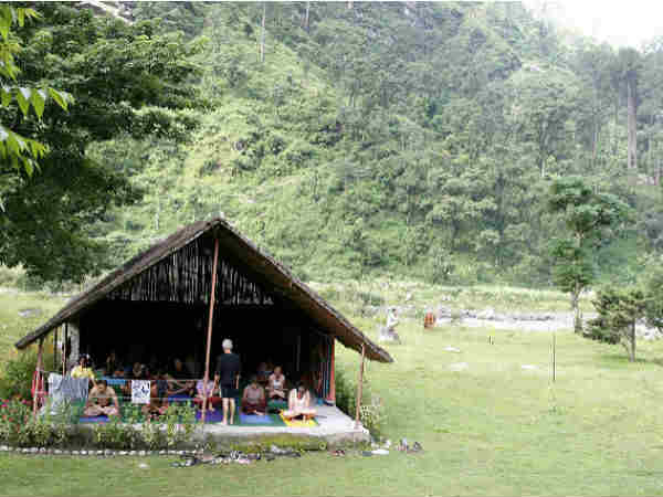 नेताला वासी भी करते है आवभगत