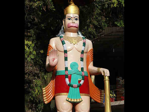 टपकेश्वर मंदिर
