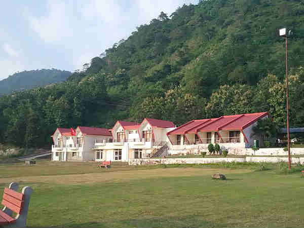 कैसे जाएं: