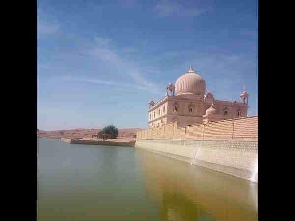 कैसे पहुंचे