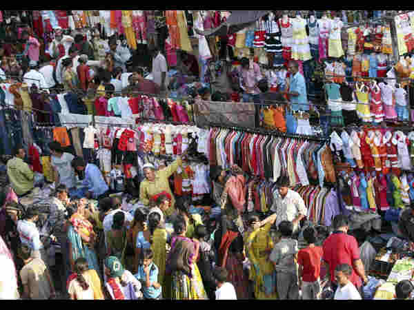आलमबाग मार्केट