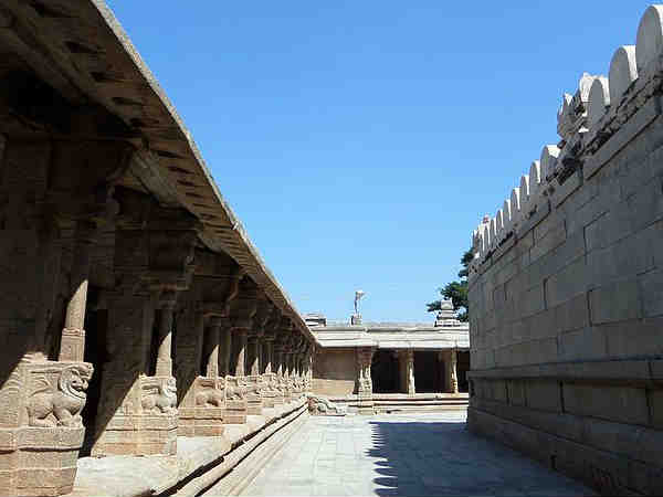 लेपाक्षी मंदिर