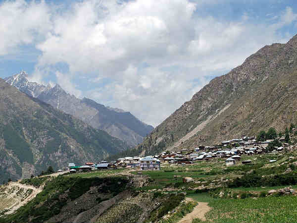 कैसे पहुंचे