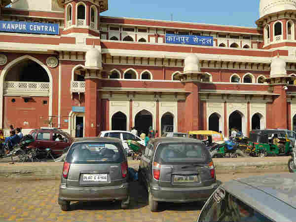 कैसे पहुंचे