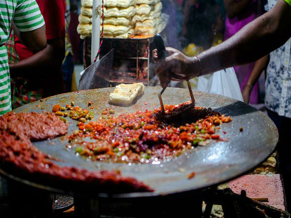 sarafa-bazaar-the-mecca-of-street-food sarafa-bazaar-the-mecca-of-street-food