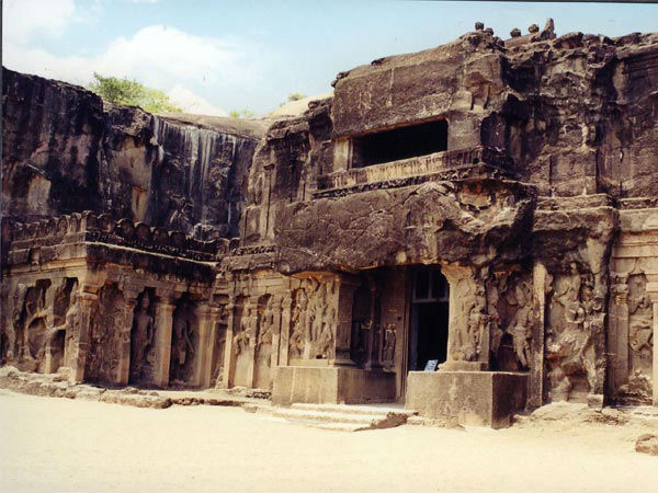 एलोरा की गुफाएं