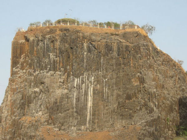 गिल्बर्ट हिल