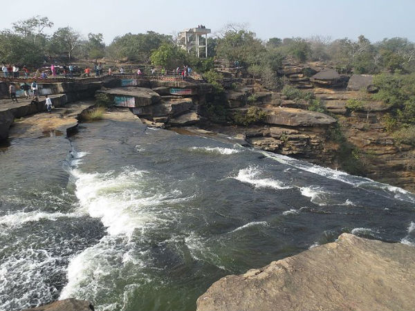 राजधारी झरना