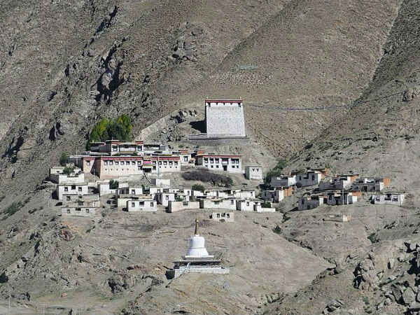 डेचेन नाम्ग्याल मठ, जम्मू-कश्मीर