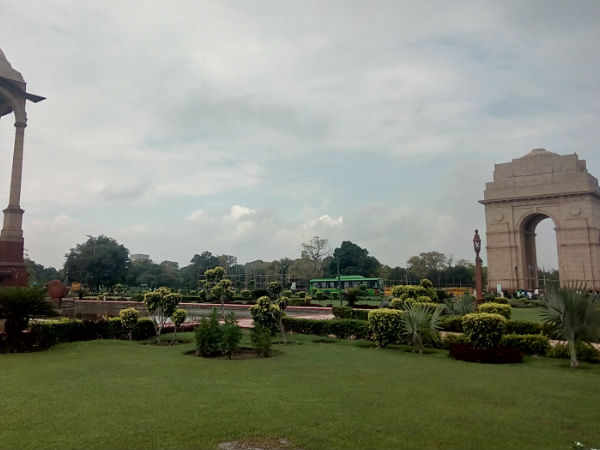 परिवार के साथ पिकनिक मनाये