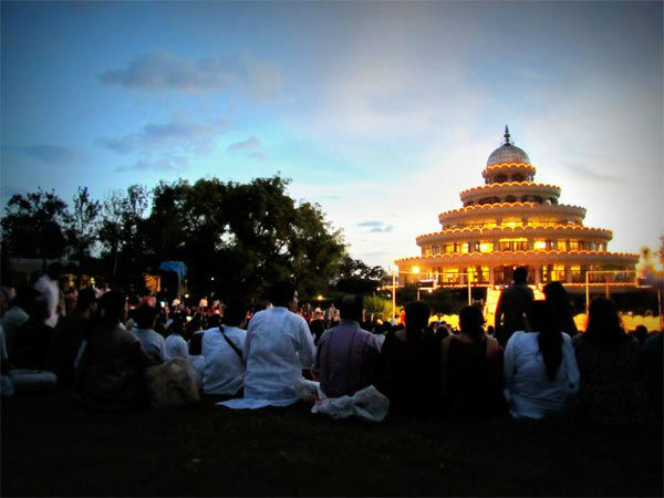 आर्ट ऑफ लिविंग इंटरनेशनल सेंटर, बैंगलोर