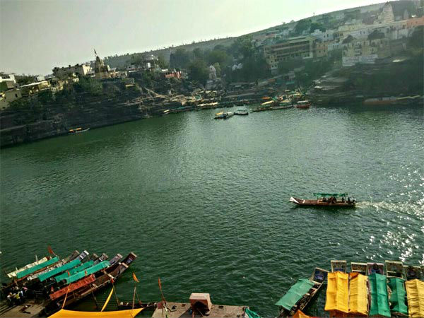 नर्मदा नदी में करें पवित्र स्नान