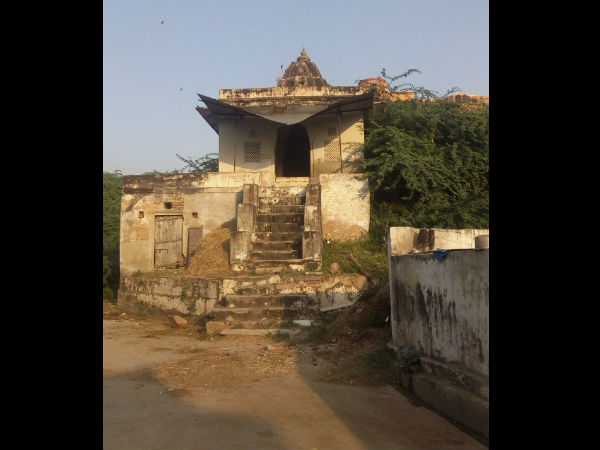 योग और ध्यान के केंद्र माधोगढ़