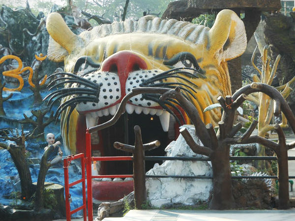 गुफा वाला मंदिर