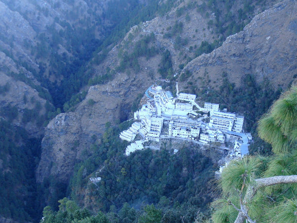 वैष्णो देवी मंदिर