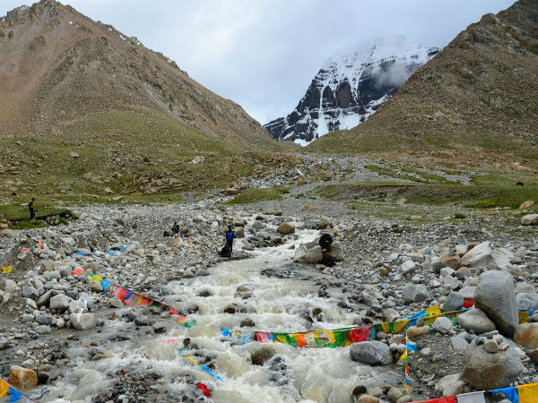 धरती और स्वर्ग के बीच रहस्यमयी संबंध