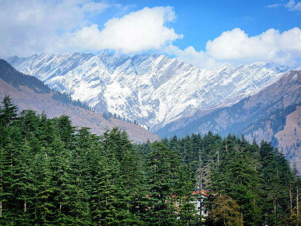 चुरधर चोटि पर बेस कैंप