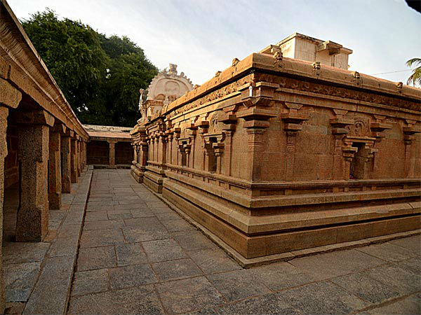 कोलारम्मा मंदिर
