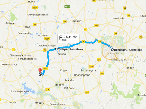 बैंगलोर से मेल्कोटे के लिए दो रूट बनते हैं।