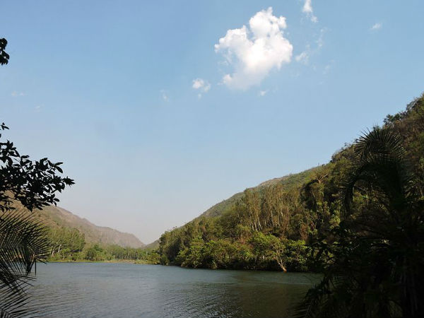 रेणुका झील