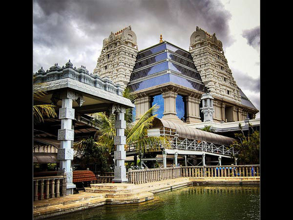 इस्कॉन मंदिर