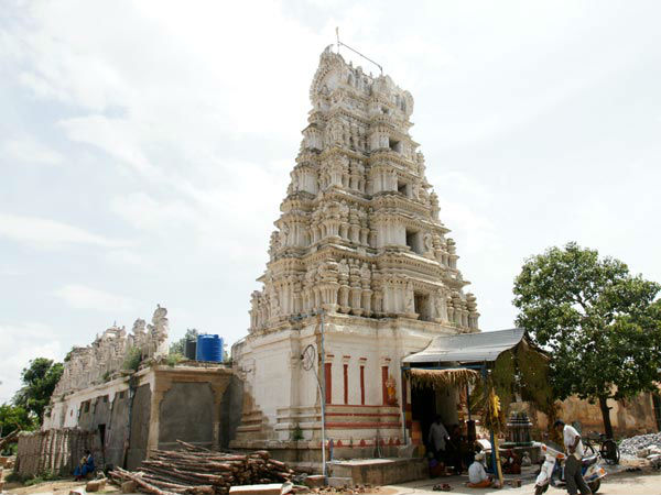 गुंजा नरसिम्हा स्वामी मंदिर