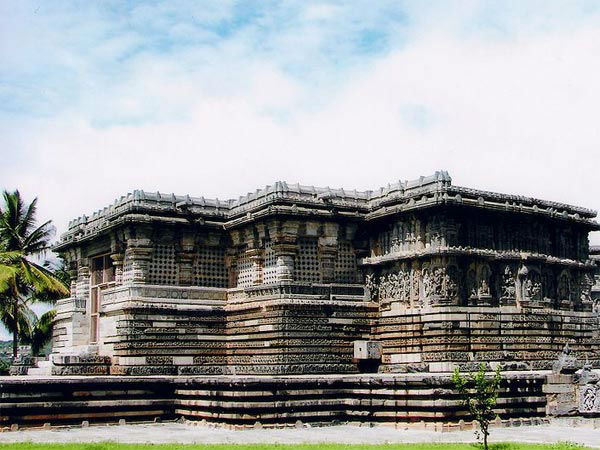 केदारेश्वर मंदिर