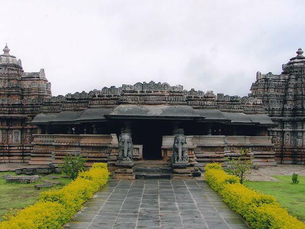 वीर नारायण मंदिर