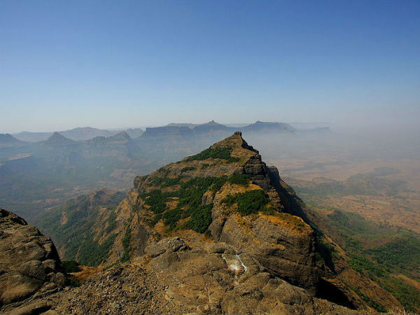 हरीशचंद्रगढ़ किला