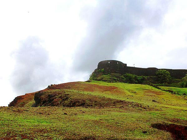 अजिंक्यातारा किला