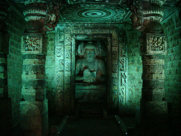 अजंता और एलोरा की गुफाएं