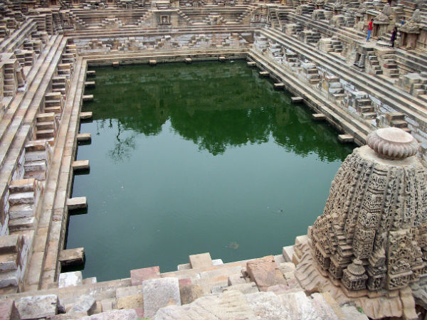 सूर्य की पहली किरण
