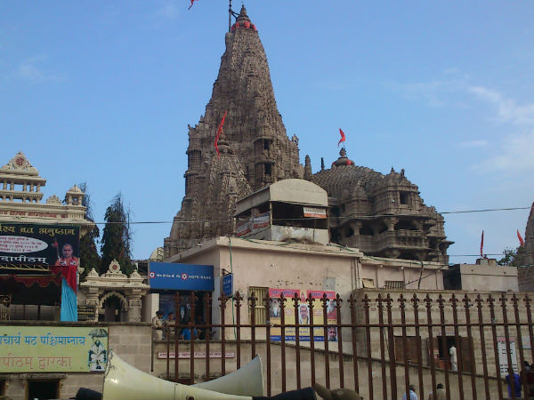 द्वारकाधीश मंदिर