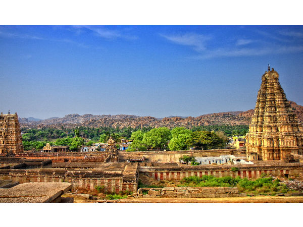 हम्पी के स्मारकों का समूह