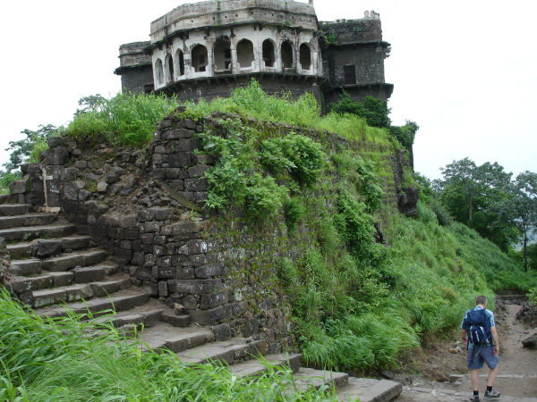 एक सैर देश की पुरानी राजधानी दौलताबाद की