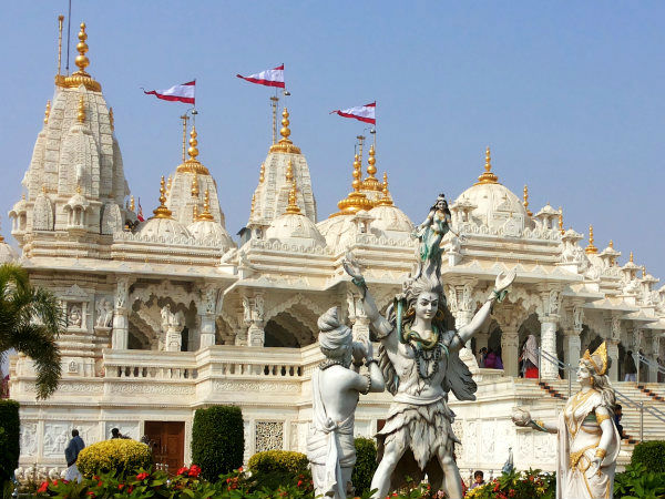 स्वामीनारायण मंदिर