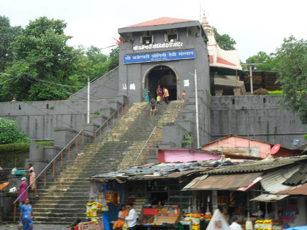 वृजेश्वरी मंदिर