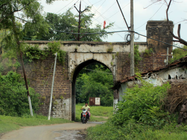 गेट से होती है एंट्री
