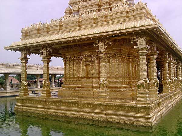 सर्व तीर्थम सरोवर